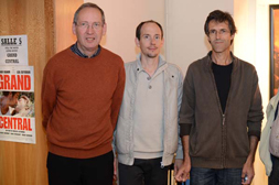 Louis Mathieu, président de l'Association Cinéma Parlant, Gildas Cherbonnier et Bernard Petiteau de l'Association Sortir du Nucléaire 49DR